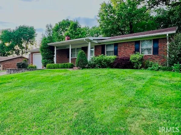7644 National Ln, Newburgh, IN 47630