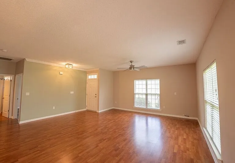 10 Arbors Cir — Photo 11