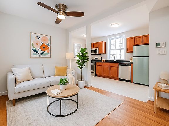 3rd image of 27 Marion Pl APT 1