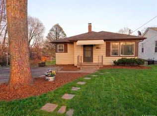 910 Portland Ave, Collinsville, IL 62234