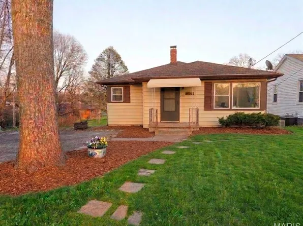 910 Portland Ave, Collinsville, IL 62234