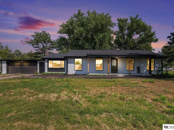 1150 E County Road T, Fremont, NE 68025