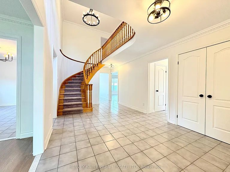 70 Amaretto Ct — Photo 3