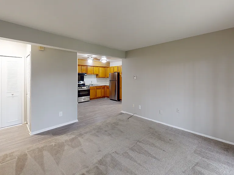 Midtown Park Apartments — Photo 19