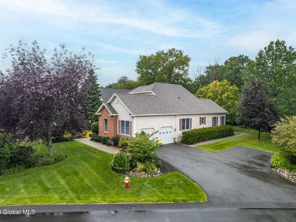 76 Cheshire Way, Loudonville, NY 12211