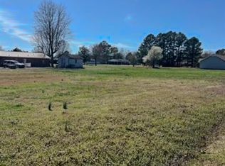 1 Cherokee St, Rector, AR 72461