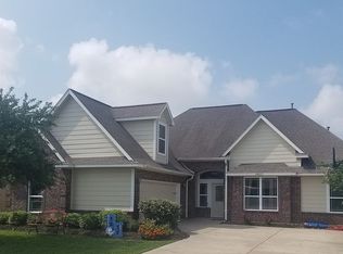 14011 Saint Thomas St, Mont Belvieu, TX 77523