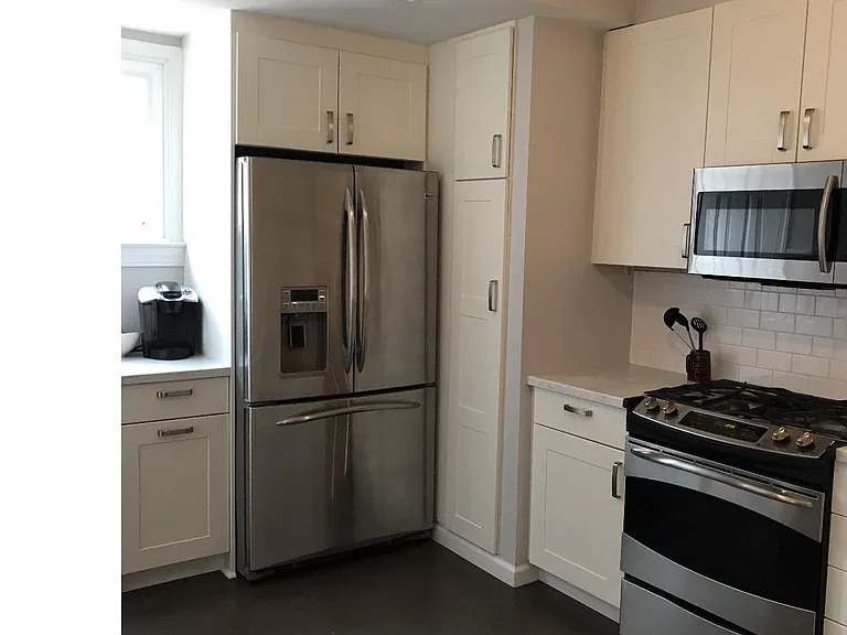 855 N 21st St — Photo 7