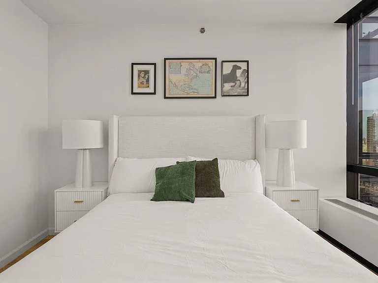 420 E 61st St #33B — Photo 14