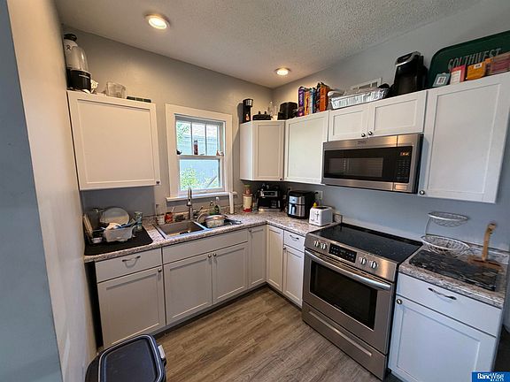 5th image of 2655 S 13th St