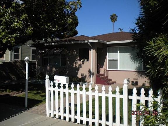 2nd image of 430 Yuba St