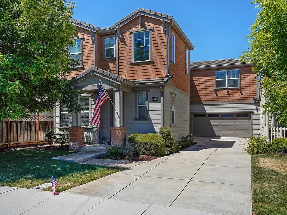 1st image of 16885 San Benancio Way