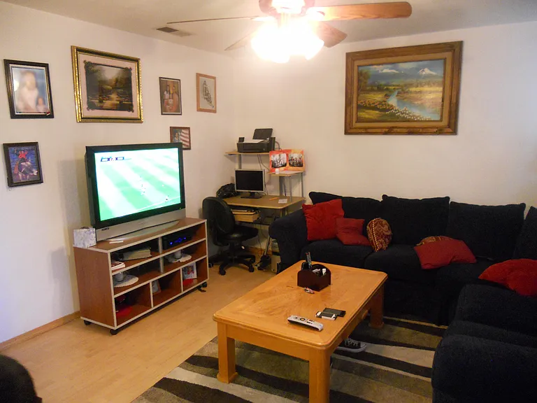 449 Aztec Ln — Photo 6
