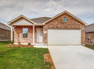 1049 Skyline Dr, Hutchins, TX 75141