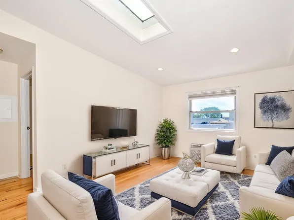 6715 Polk St #11, Guttenberg, NJ 07093