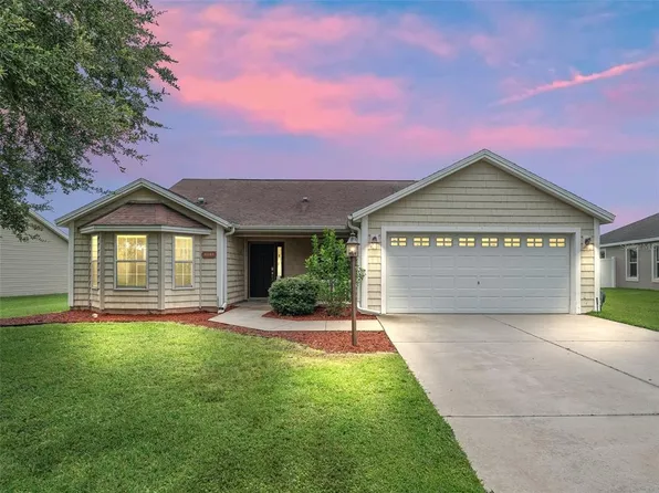 12185 NE 51st Cir, Oxford, FL 34484