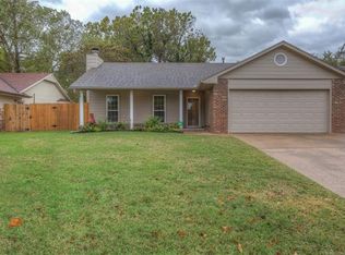 8520 E 135th St S, Bixby, OK 74008