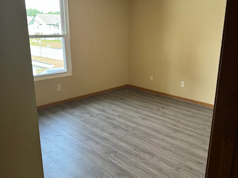 1111 Minns Dr #1 — Photo 5