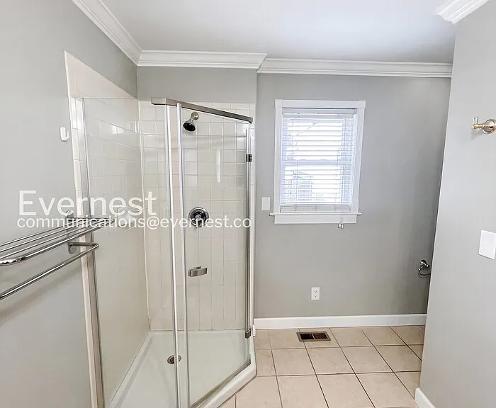 2249 Maplecrest Dr — Photo 9
