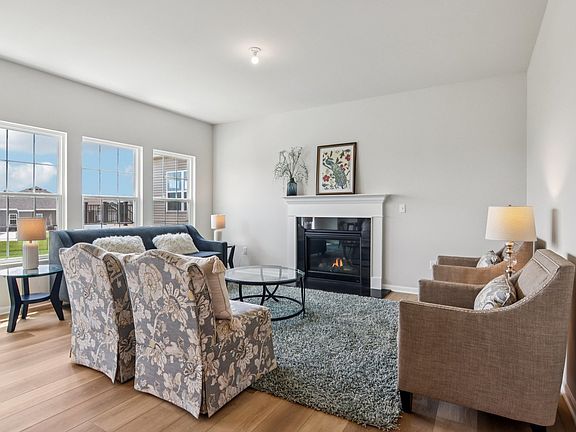 7th image of this home