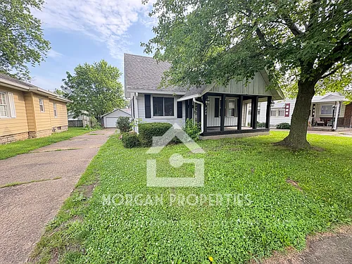 220 W 38th St Photo 1