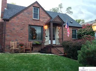 4825 Poppleton Ave, Omaha, NE 68106