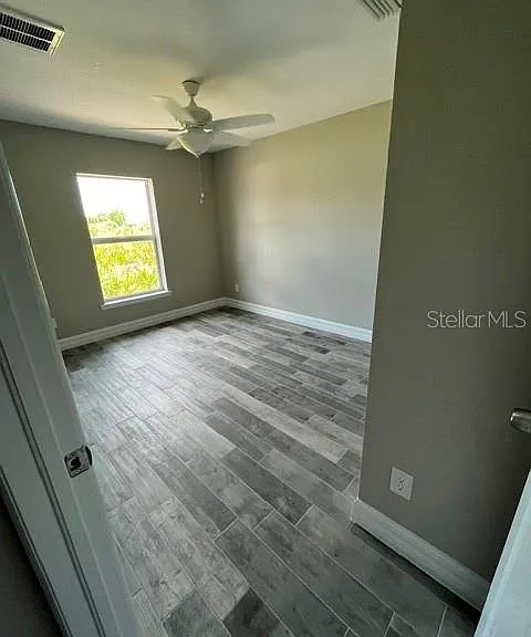 203 Baytree Dr — Photo 12