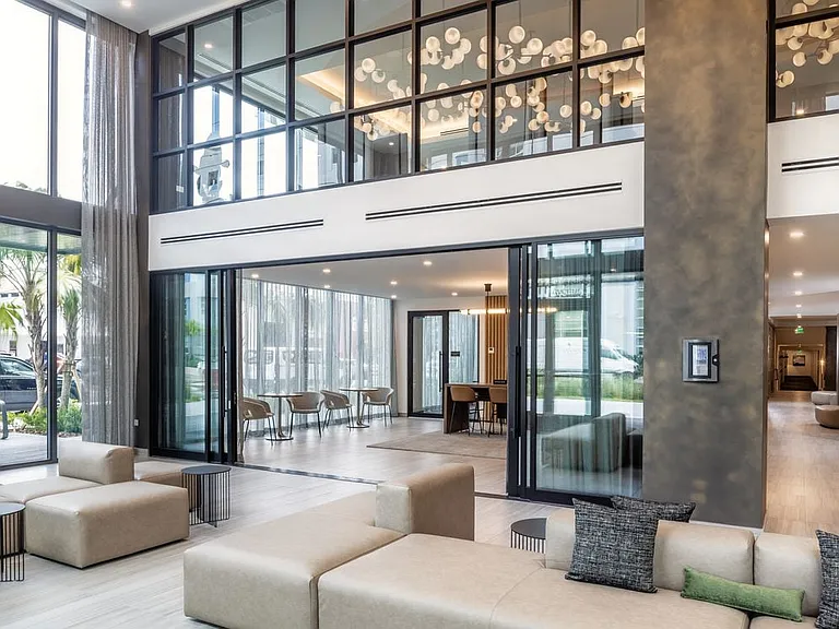 Lobby and leasing area