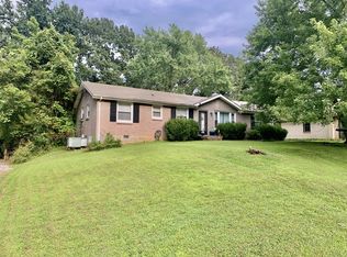 145 W Park Dr, Clarksville, TN 37043