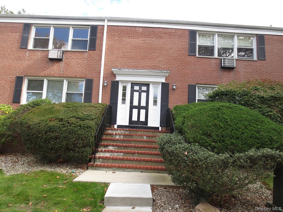 1st image of 4 Oxford Court #8007