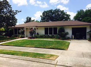 6408 Cartier Dr, New Orleans, LA 70122