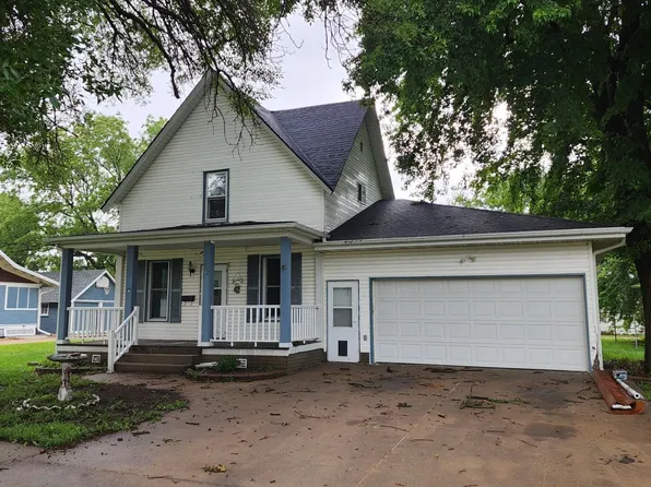 362 S 5th St, David City, NE 68632