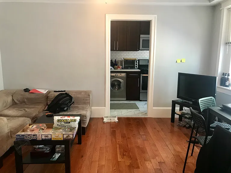 353 N Easton Rd #202 — Photo 1