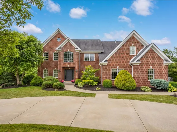 205 Diamond Dr, Venetia, PA 15367