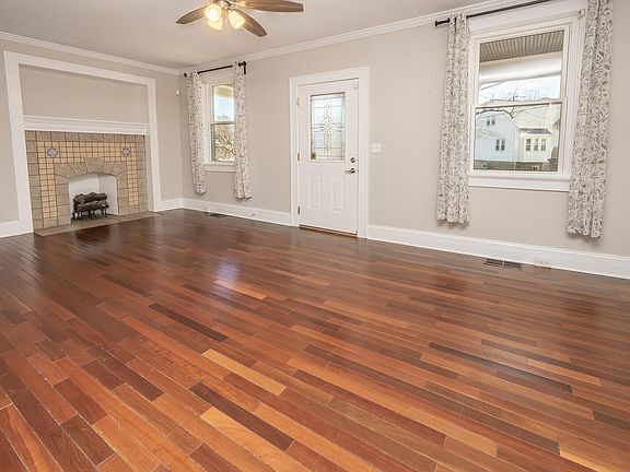 2nd image of 11 Tower Hill Rd