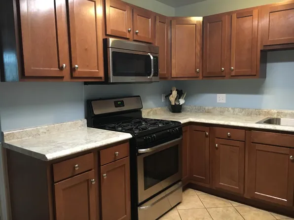 15773 Cherry St, Spring Lake, MI 49456