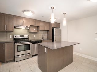 Tweedsmuir Lofts, Ottawa, ON K1Z 5N6