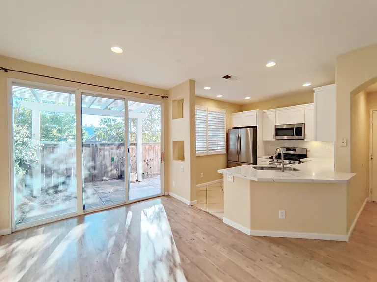 11087 Caminito Arcada — Photo 2
