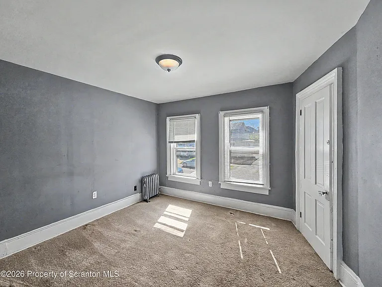 1019 N Irving Ave #1 — Photo 7