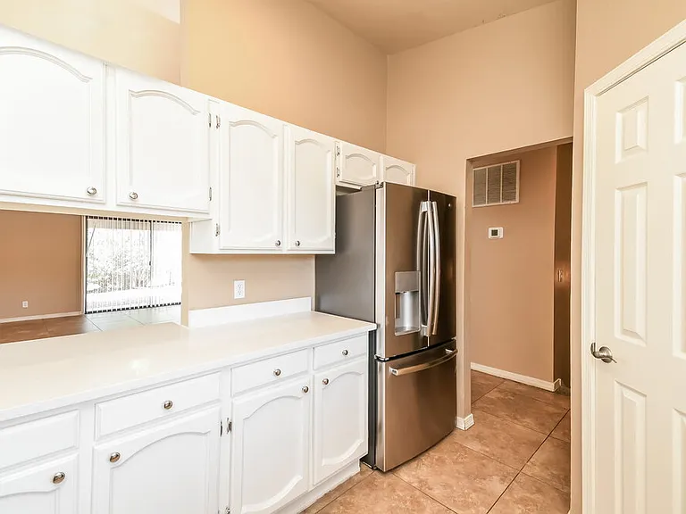 921 S Val Vista Dr #138 — Photo 10