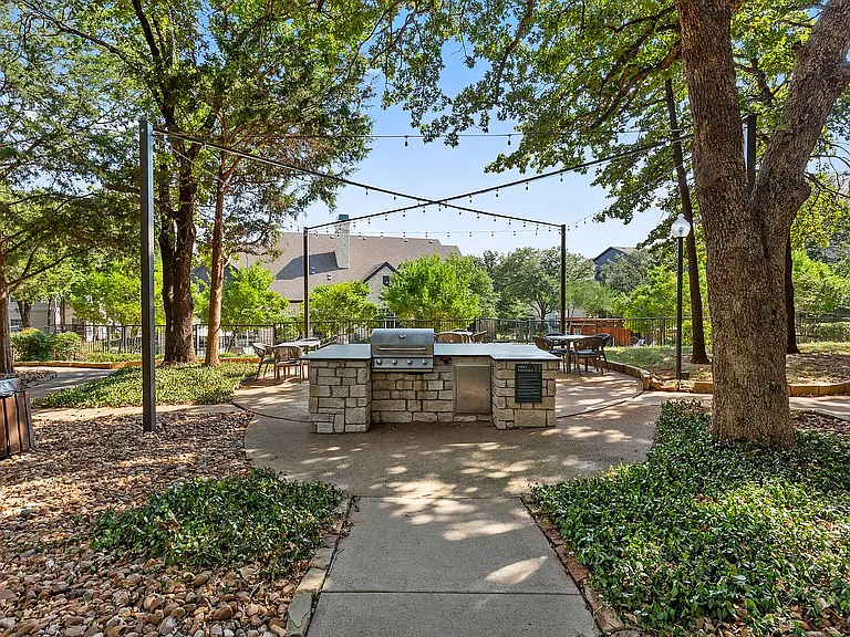 Harlowe (TX) — Photo 30