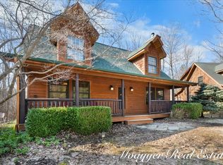 6459 Lilypad Ln, Saugatuck, MI 49453