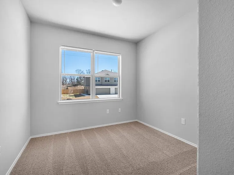 1203 Garland Rd — Photo 8