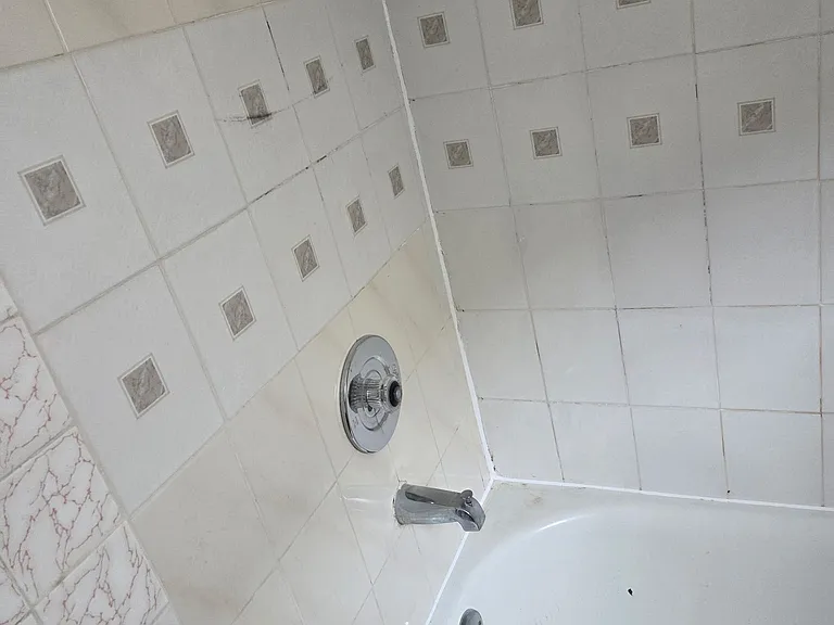 4906 Hull St #2E — Photo 5