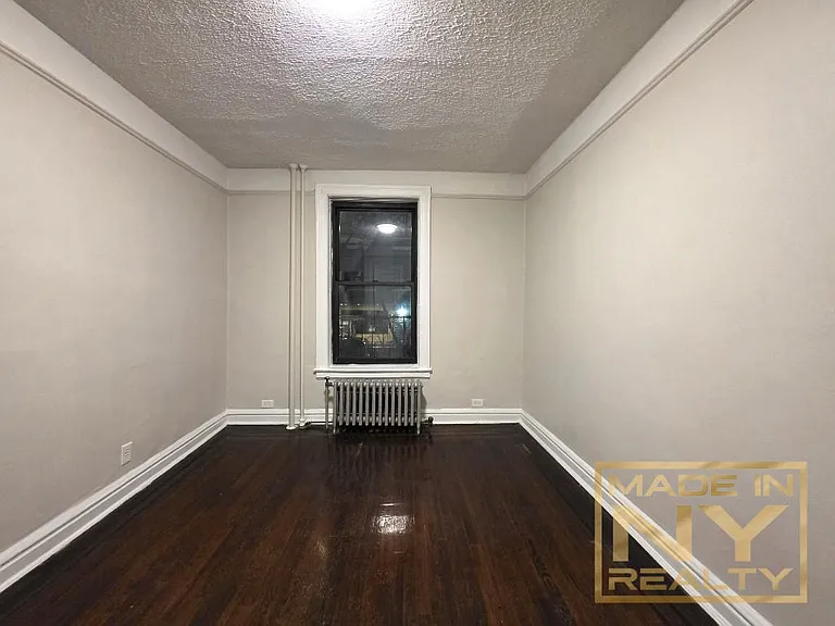 25-23 31st Ave #D25 — Photo 5