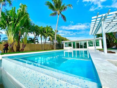 680 S Shore Dr, Miami Beach, FL, 33141