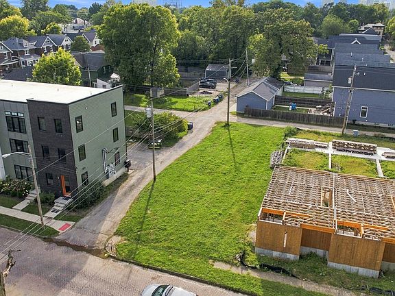 3rd image of 341 Loeffler Ave