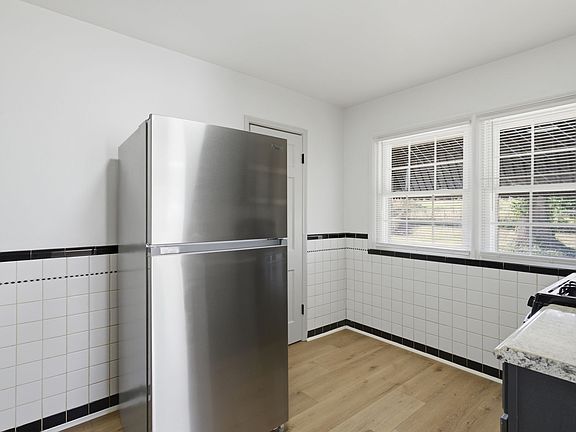 5th image of 5309 Winslow Dr