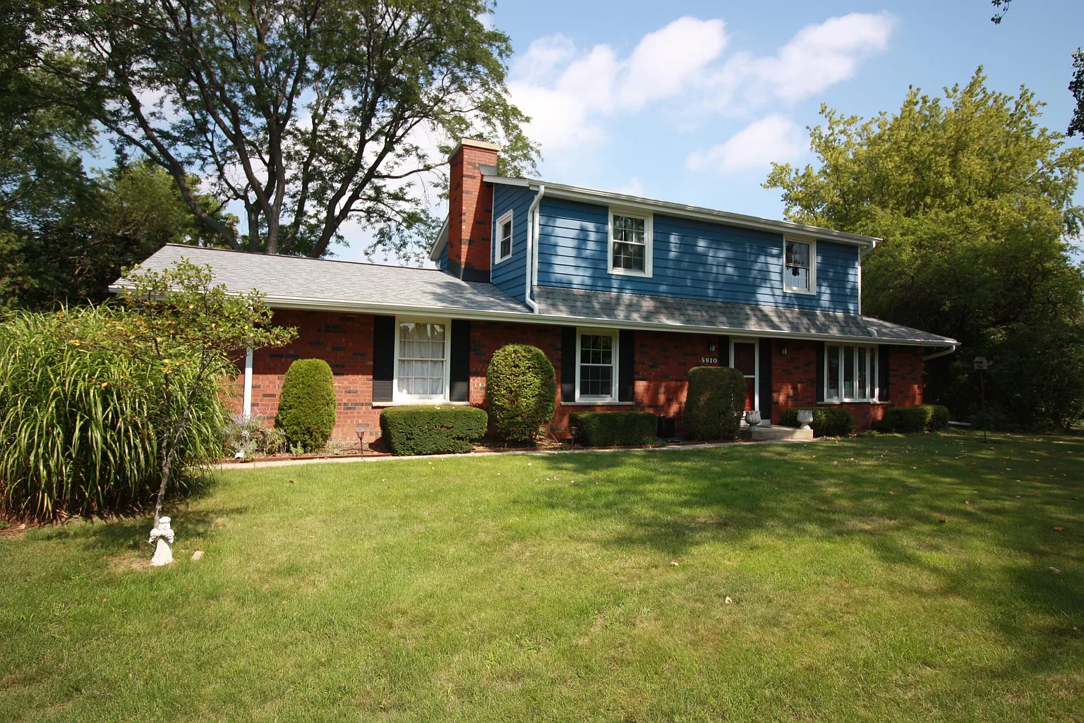 5810 Sandy Ln photo 1