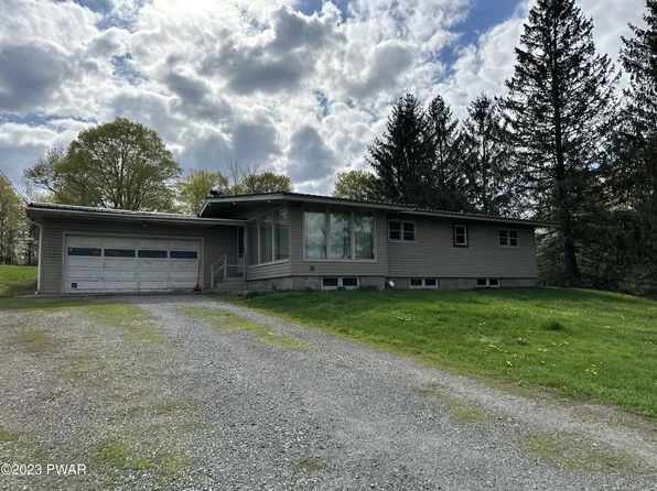 207 Butternut Flts, Beach Lake, PA 18405